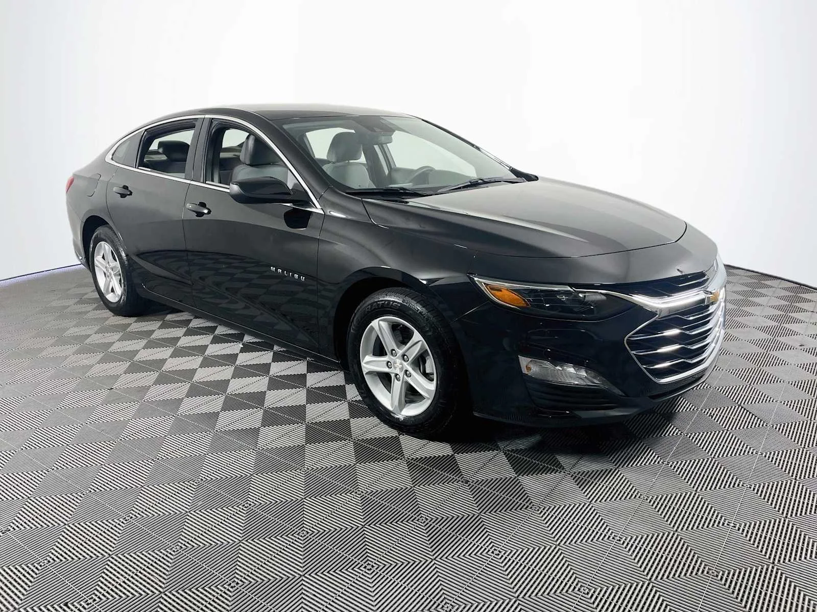 Used 2024 Mosaic Black Metallic Chevrolet LT image 3