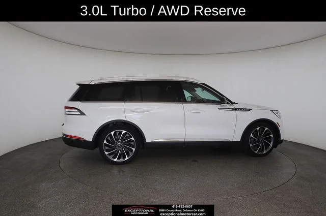 Used 2020 White Lincoln Reserve image 21