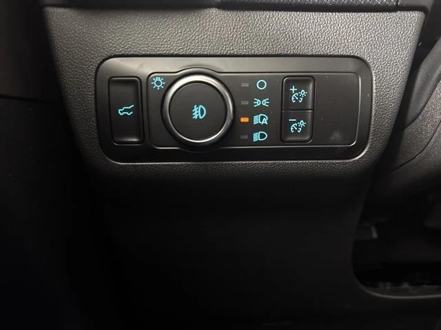 New 2025 Carbonized Gray Metallic Ford Outer Banks image 20