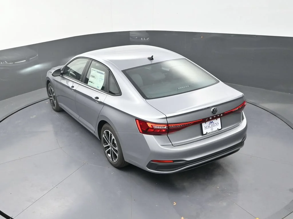 Used 2026  Volkswagen 1.5T Sport image 17