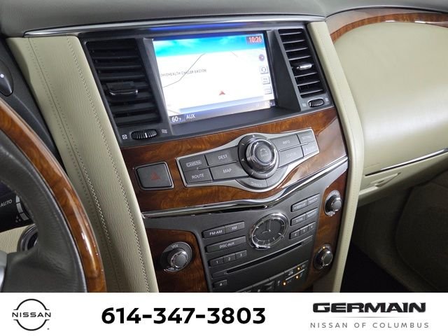 Used 2017 White INFINITI Base image 26