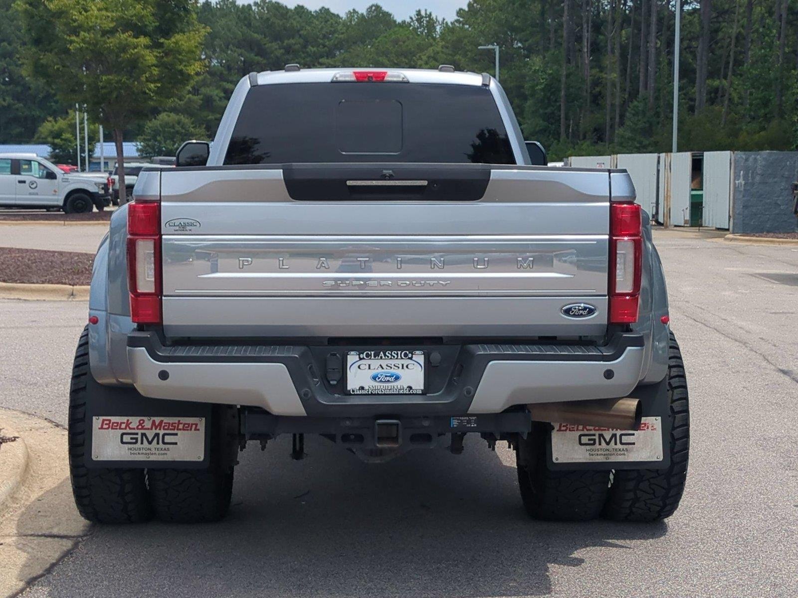 Used 2022 Agate Black Metallic Ford King Ranch image 4