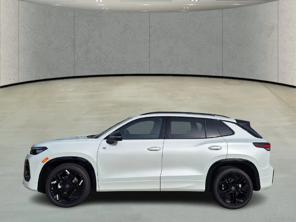New 2026 White Volkswagen SE R-Line Black image 2