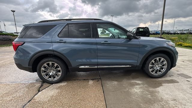 Used 2025 Blue Ford Active image 17