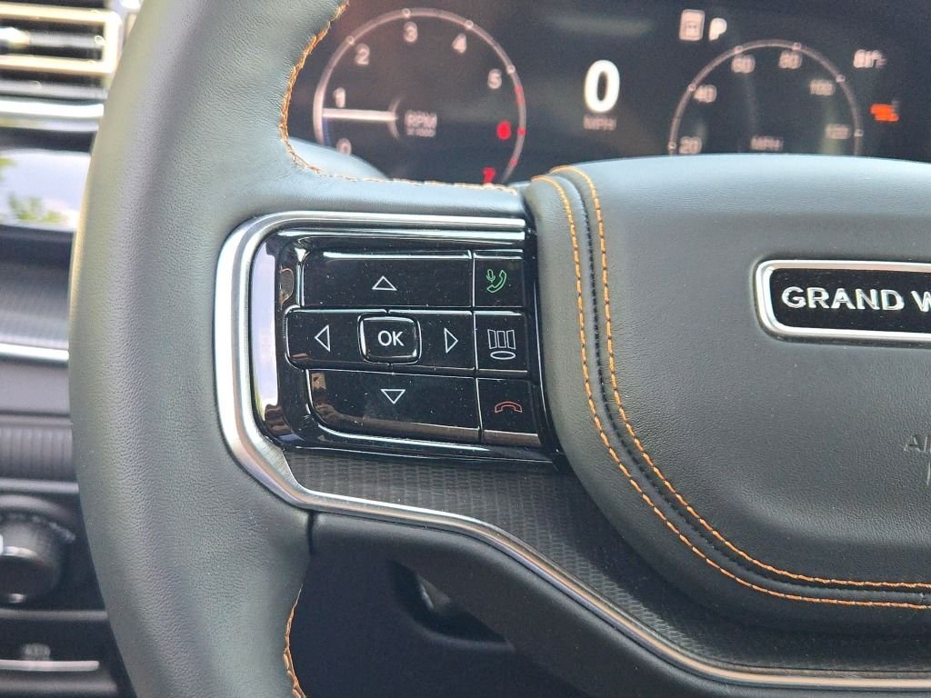 New 2026 Fathom Blue Pearl-Coat Exterior Paint (Late Availability) Jeep Summit Reserve image 34