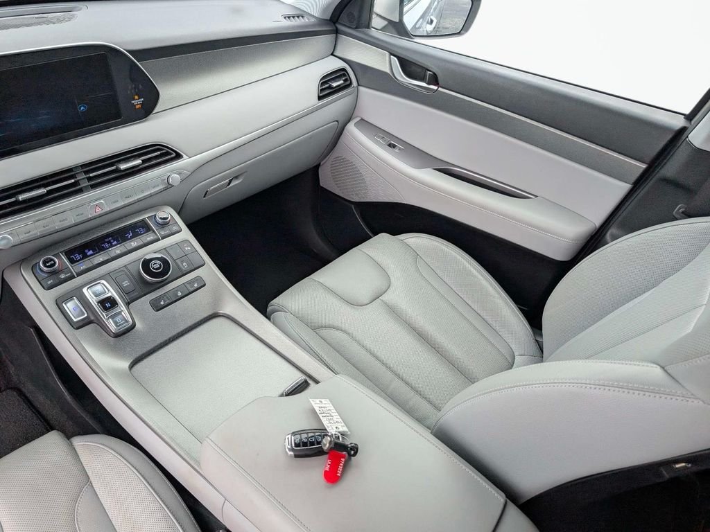 Used 2021 Silver Hyundai SEL image 20