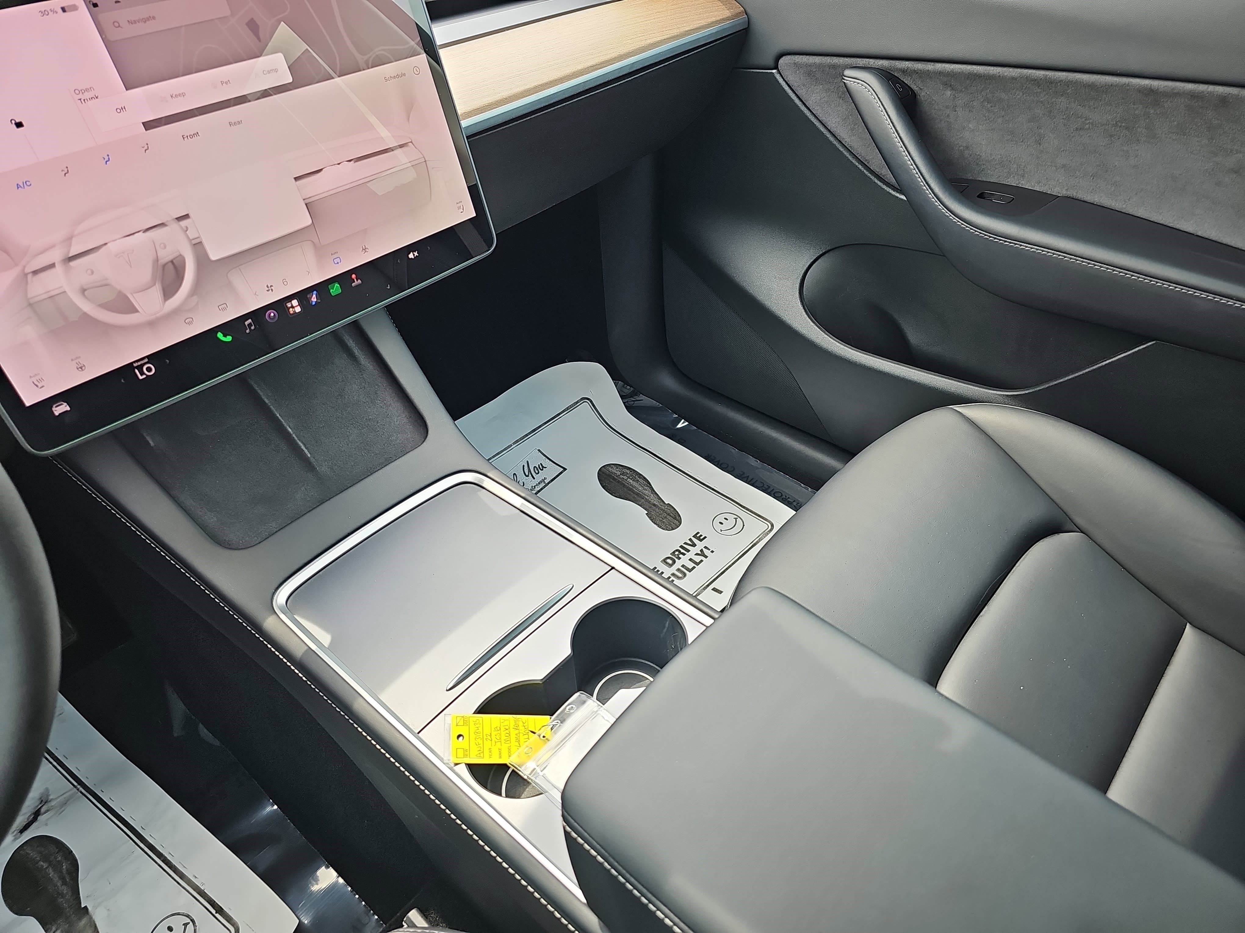 Used 2022  Tesla Long Range image 23