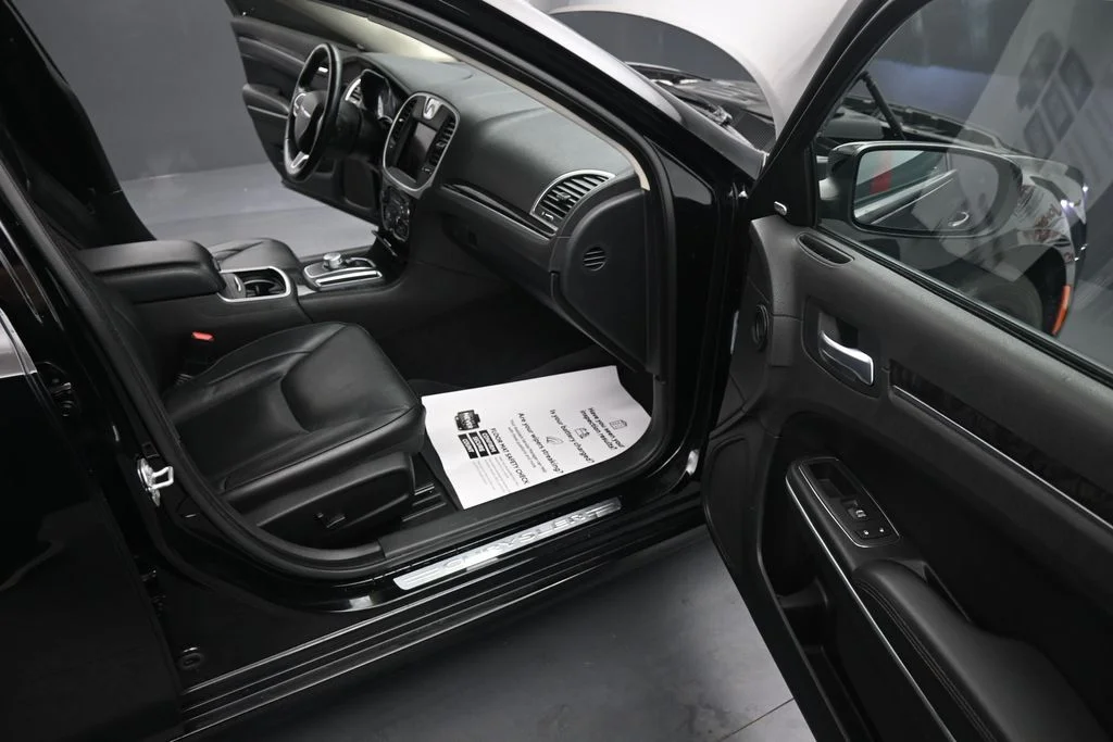 Used 2022 Black Chrysler Touring image 23