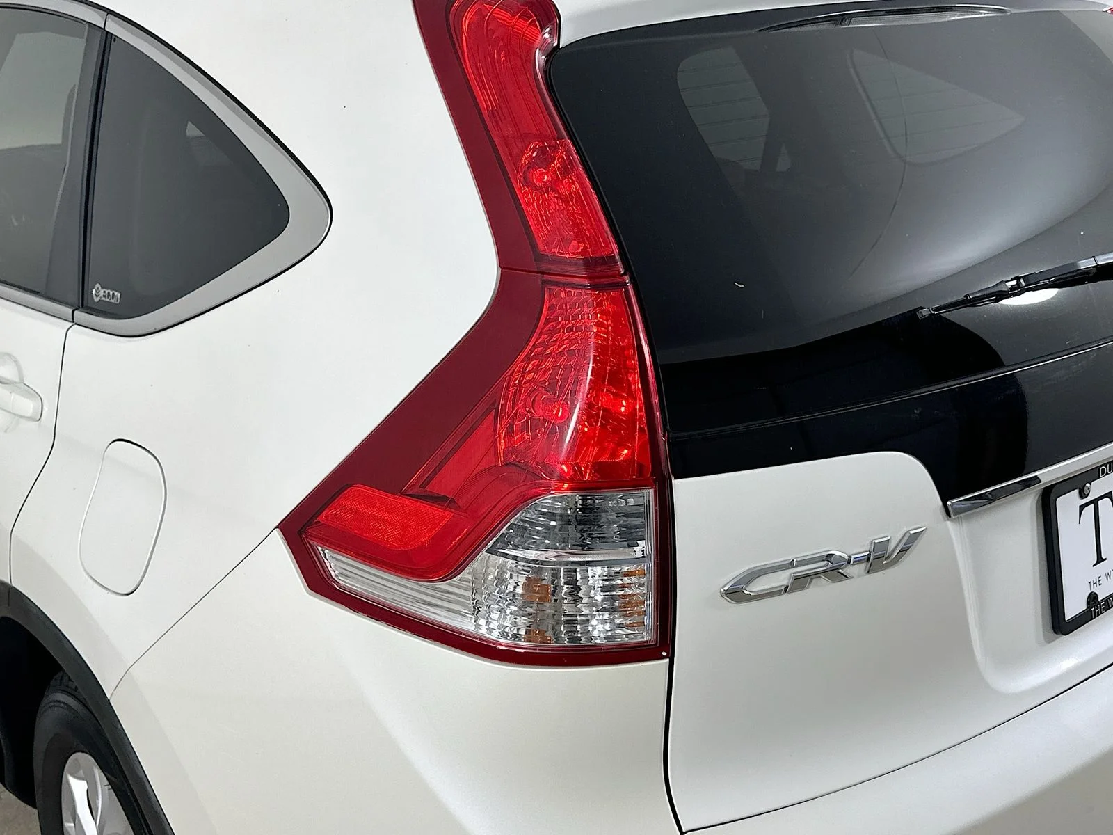 Used 2012 White Honda  image 11