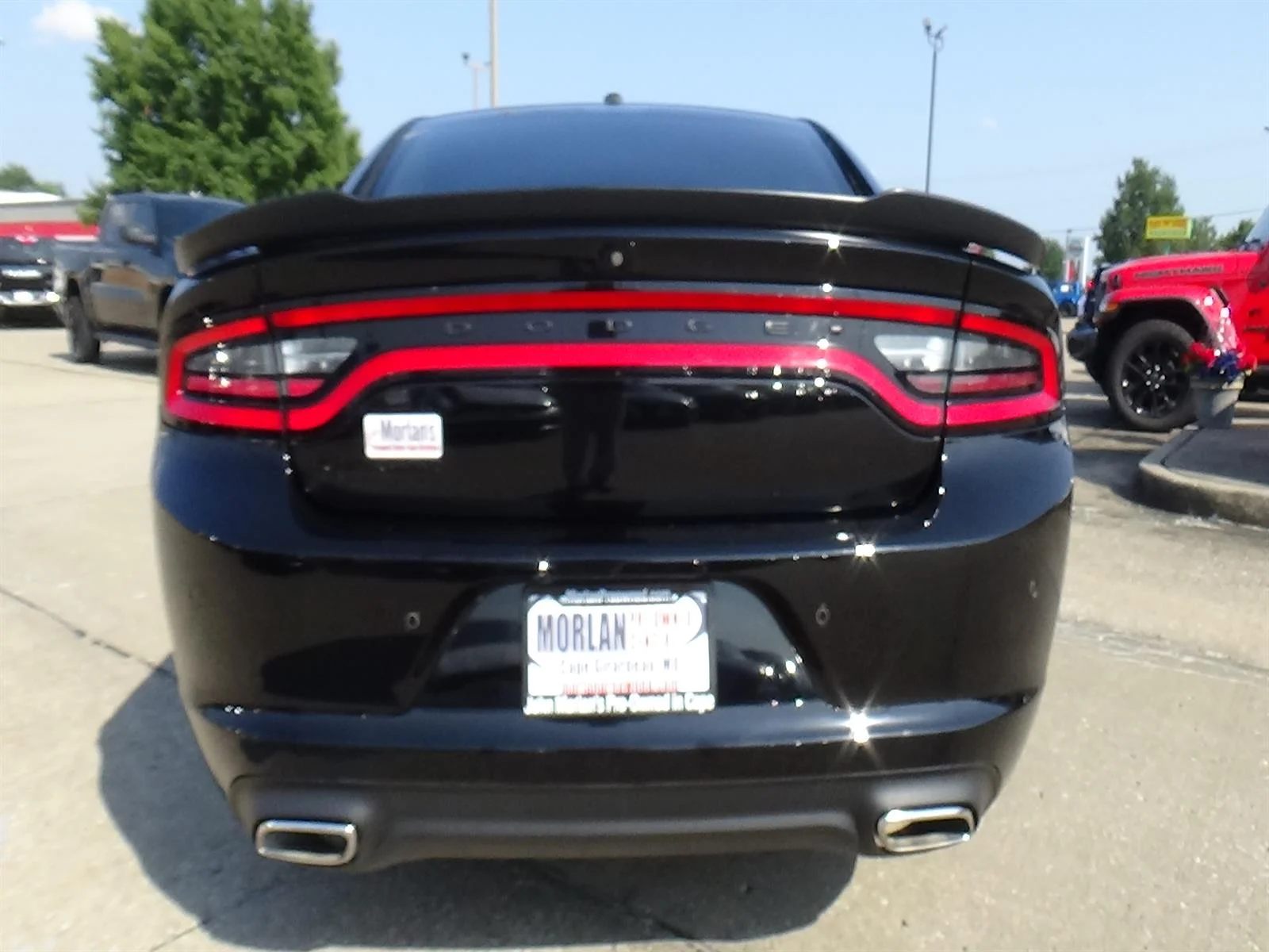 Used 2021 Pitch Black Clear Coat (px8) Dodge SXT image 7