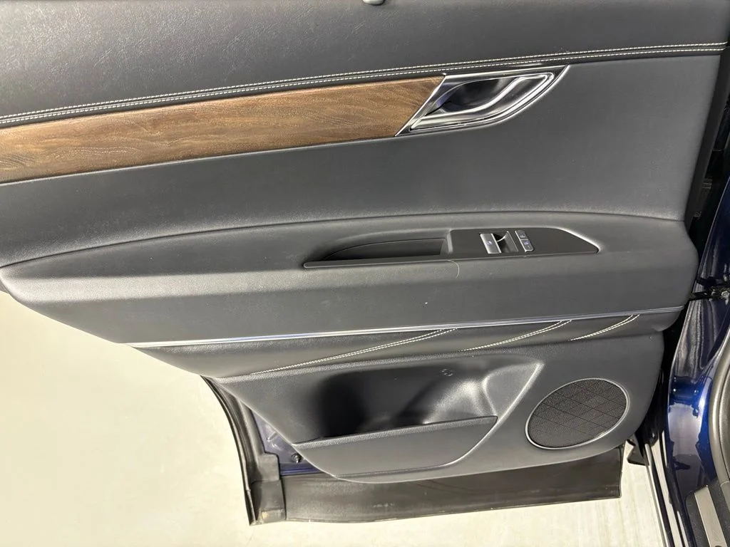 Used 2024 Blue Genesis 2.5T image 40