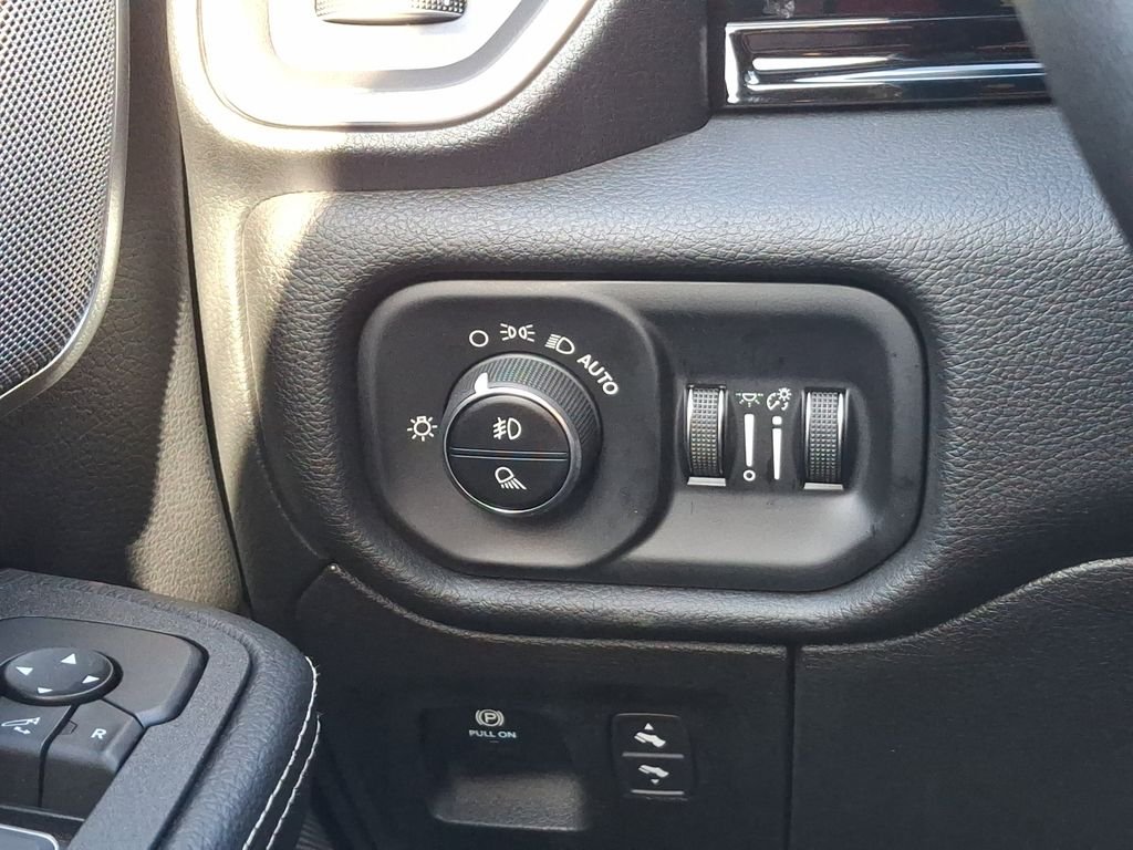 2025 RAM 1500 Laramie - Photo 29