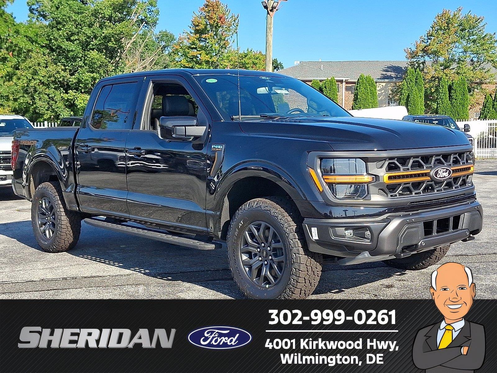 New 2026 Agate Black Metallic Ford Tremor® image 1