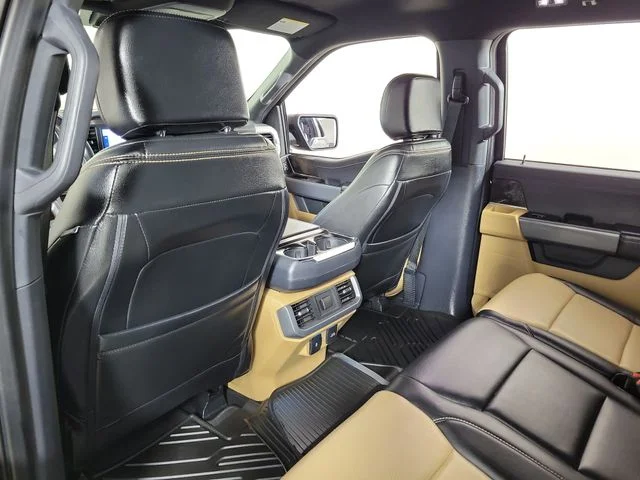 Used 2021 Black Ford XLT image 11
