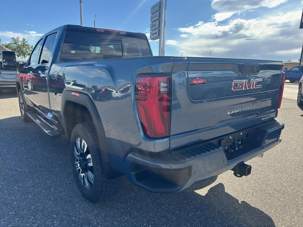 Used 2025 Downpour Metallic GMC Denali image 9