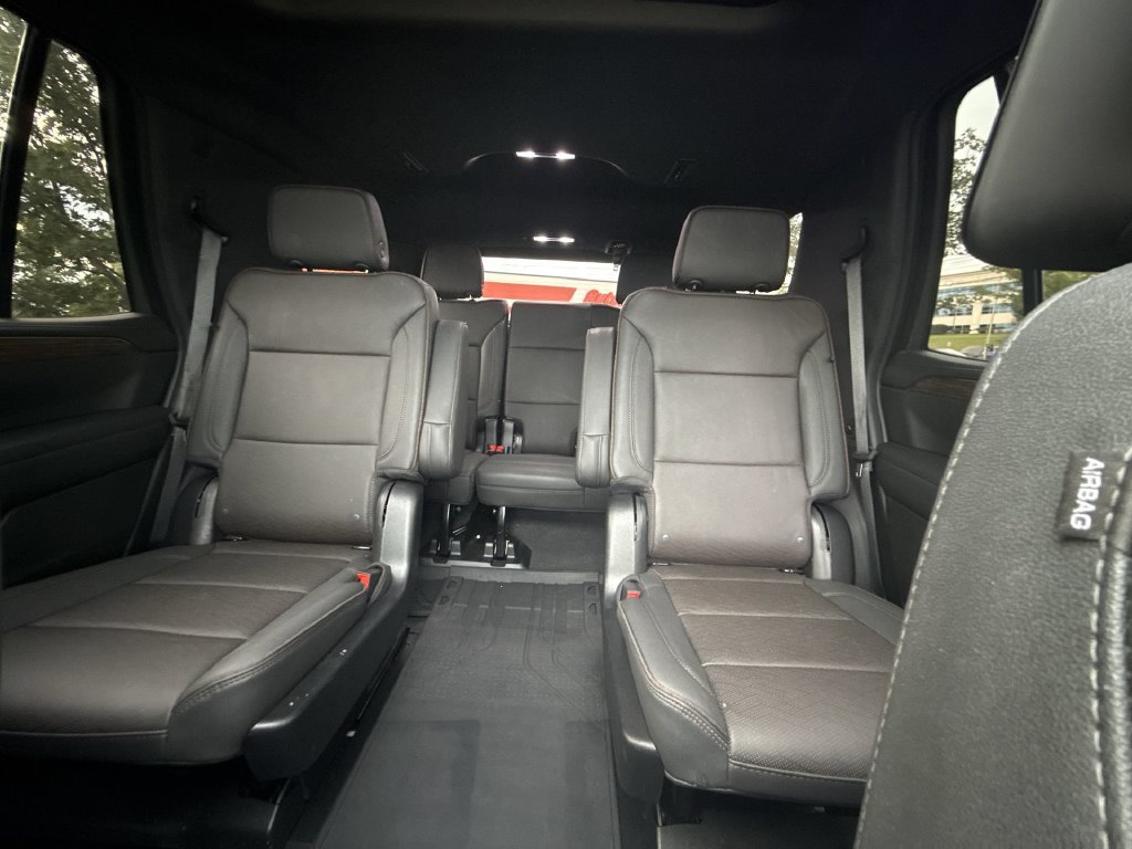 Used 2024 White Chevrolet High Country image 22