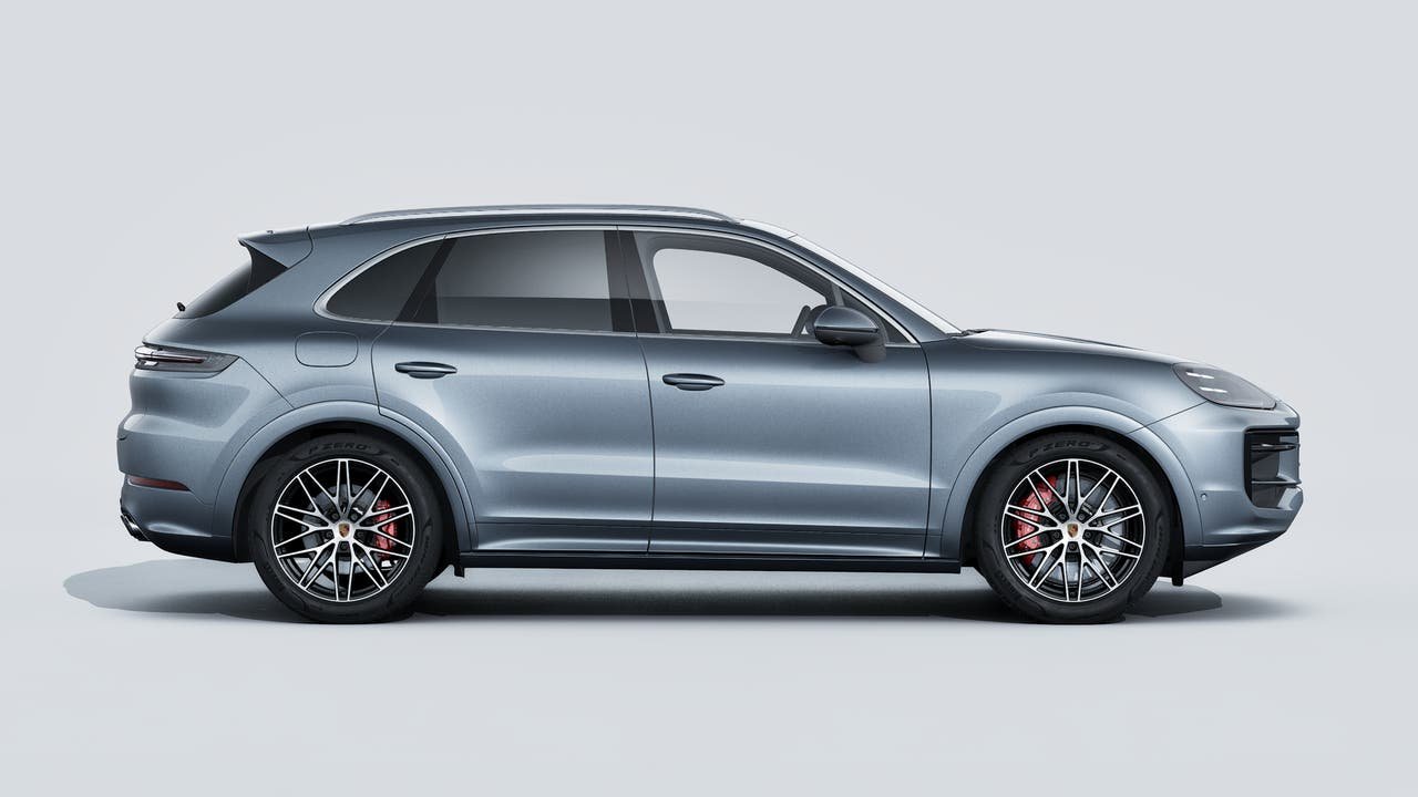 New 2026 Vanadium Grey Metallic Porsche S image 6