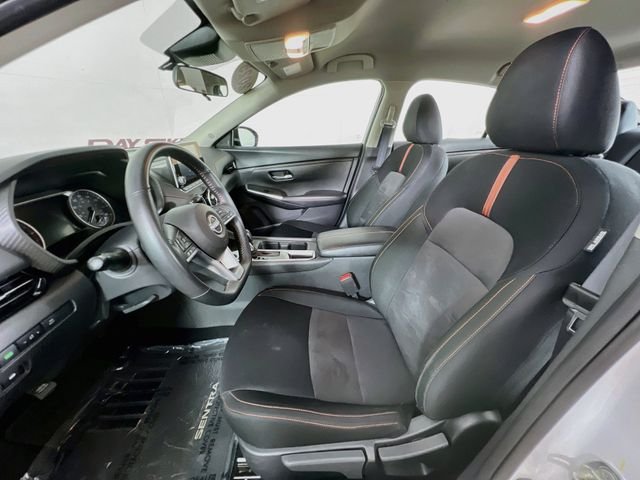 2025 Nissan Sentra SR - Photo 10