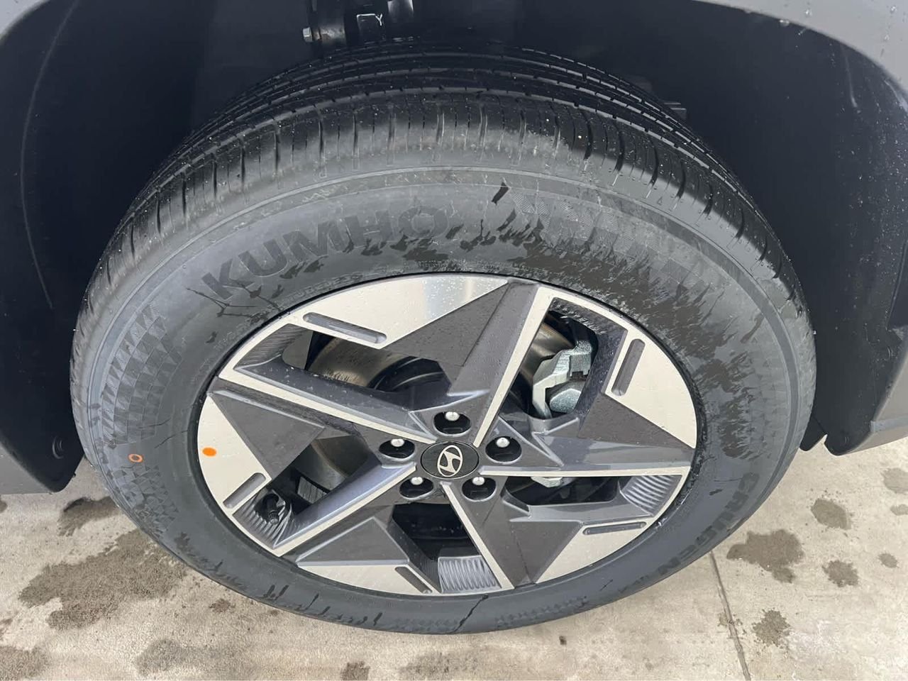 New 2026 Ecotronic Gray Hyundai SEL Premium AWD image 8