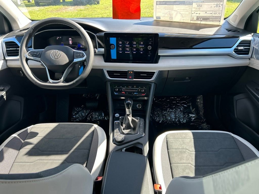 New 2026 Gray Volkswagen 1.5T SE image 10