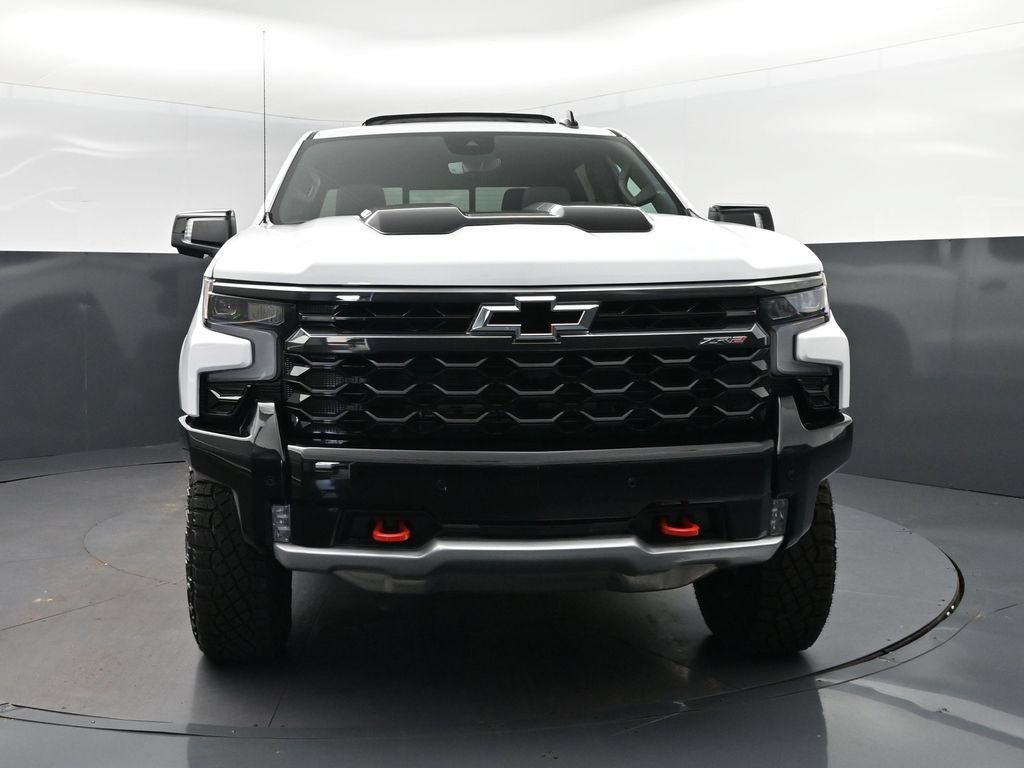 2026 Chevrolet Silverado 1500 ZR2 - Photo 10