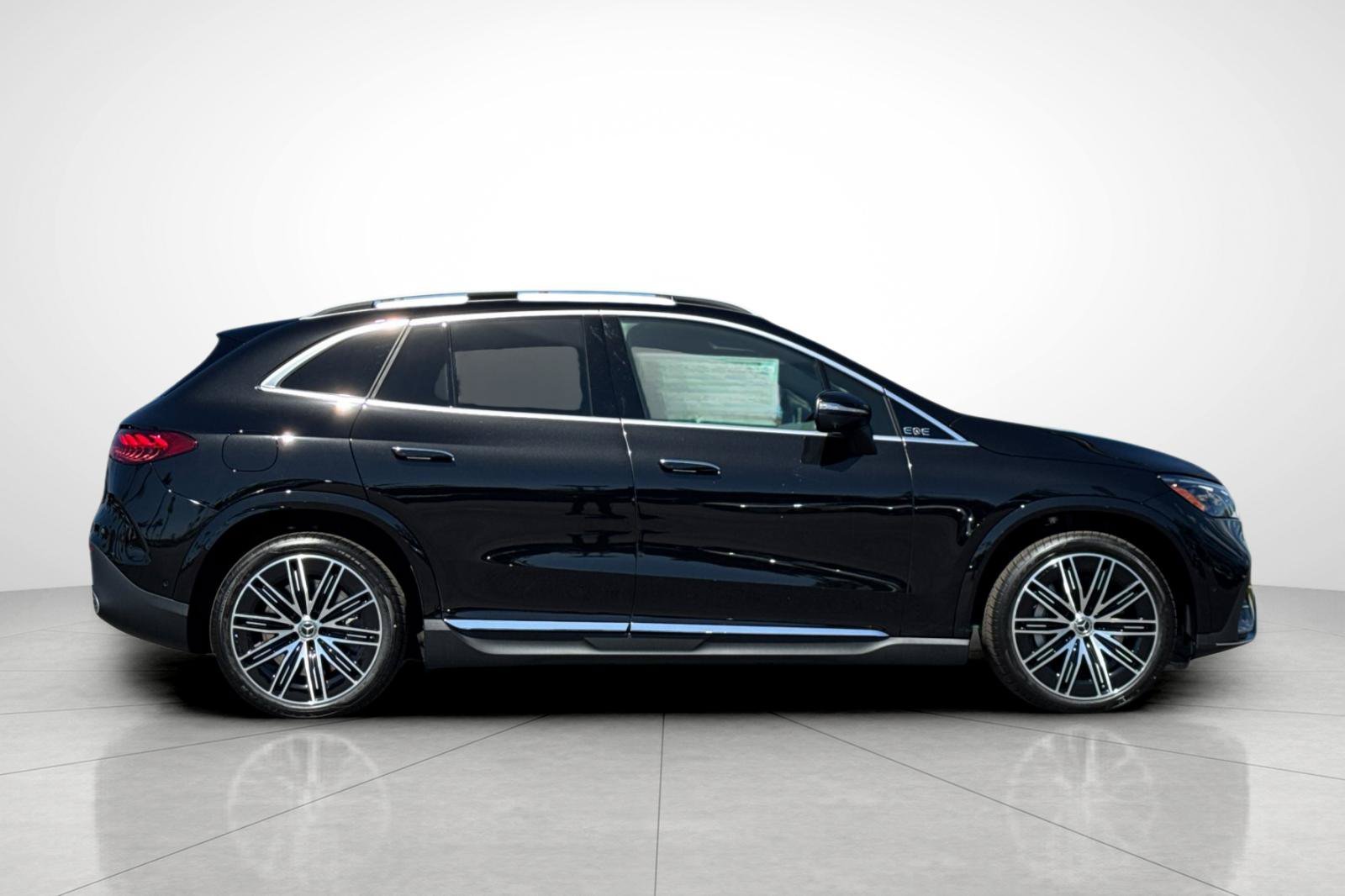 New 2027 Obsidian Black Metallic Mercedes-Benz 320+ SUV image 32