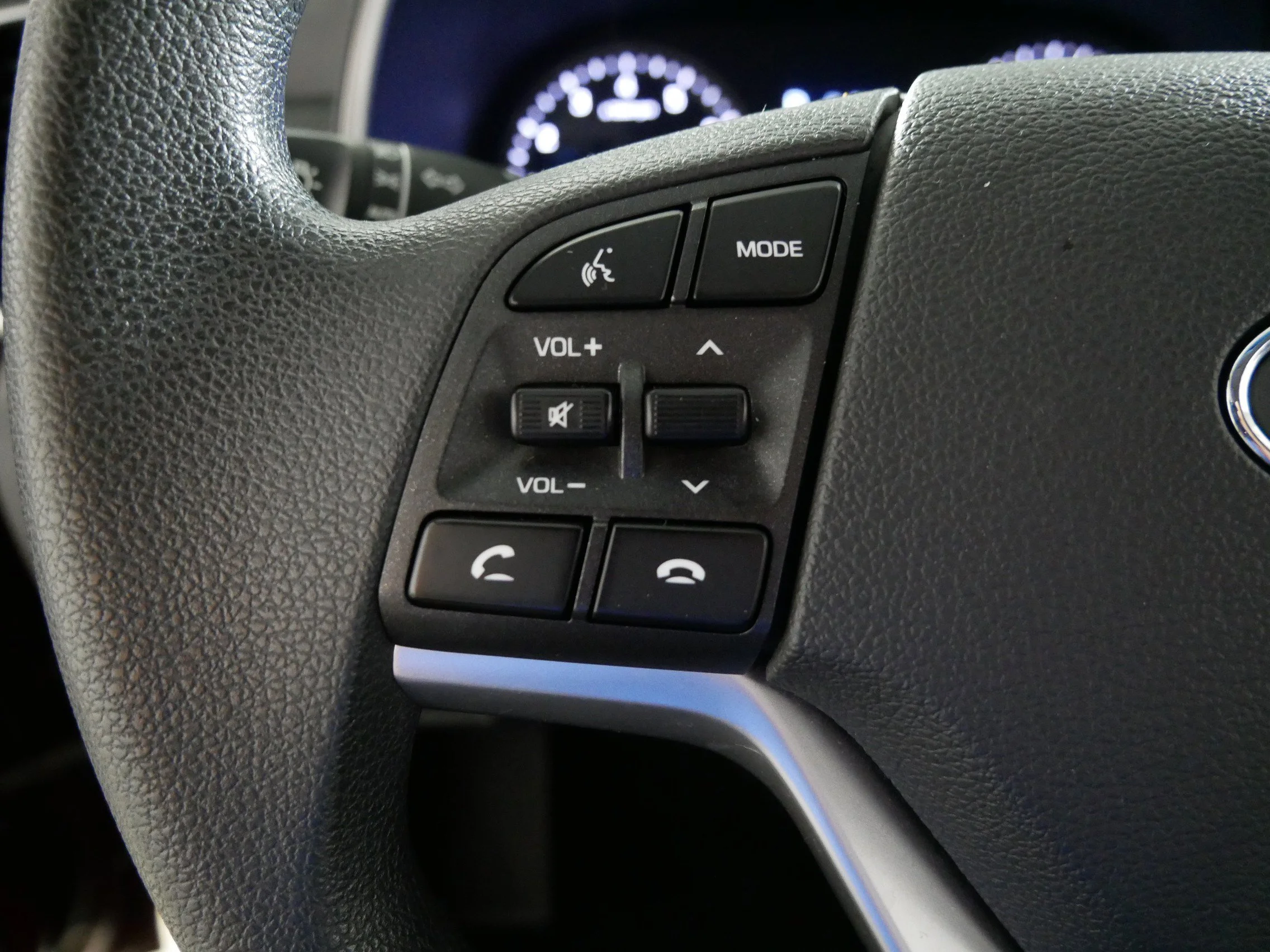 Used 2019 Gemstone Red Hyundai Value image 27