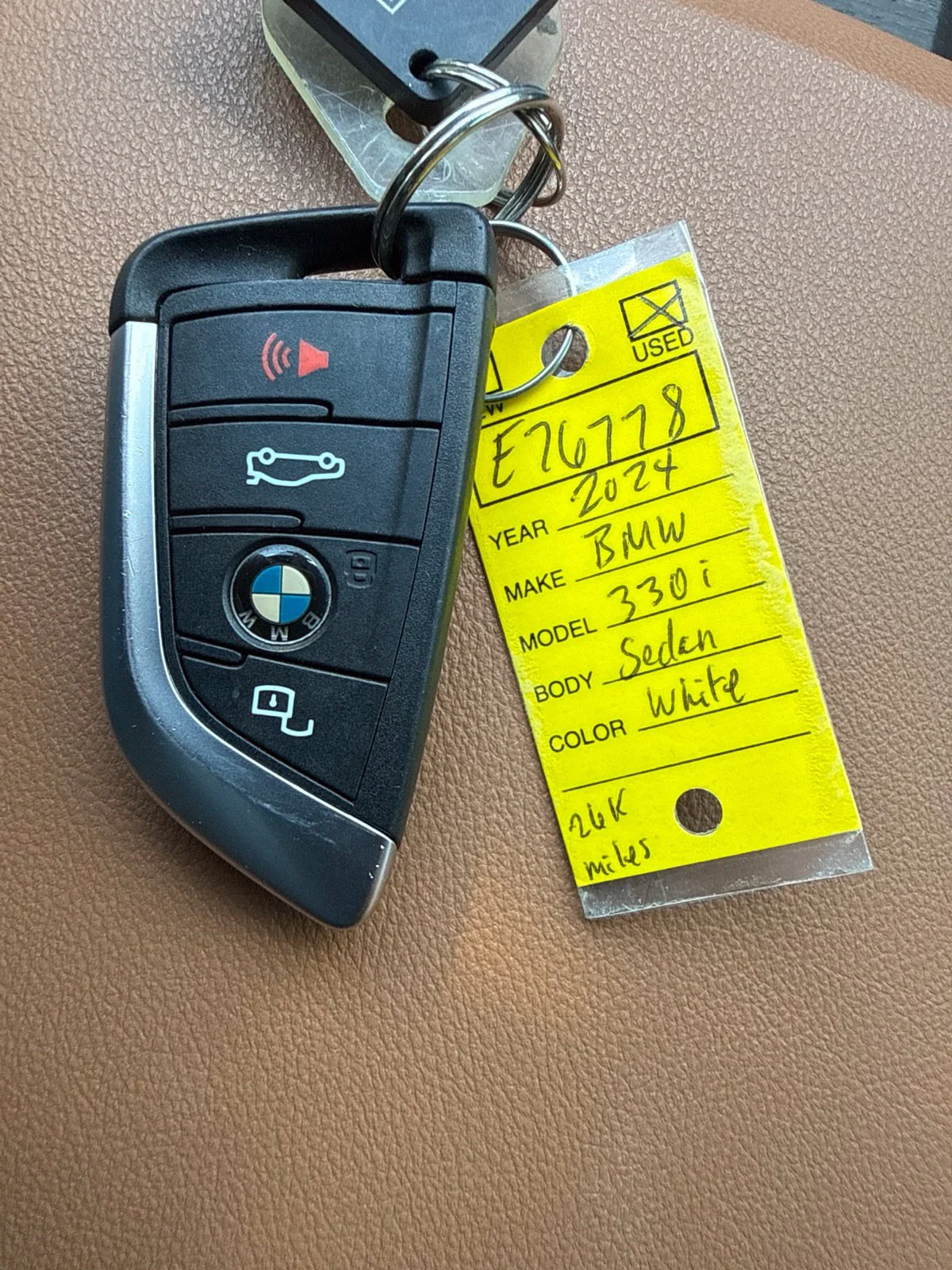 Used 2024 White BMW 330i image 17