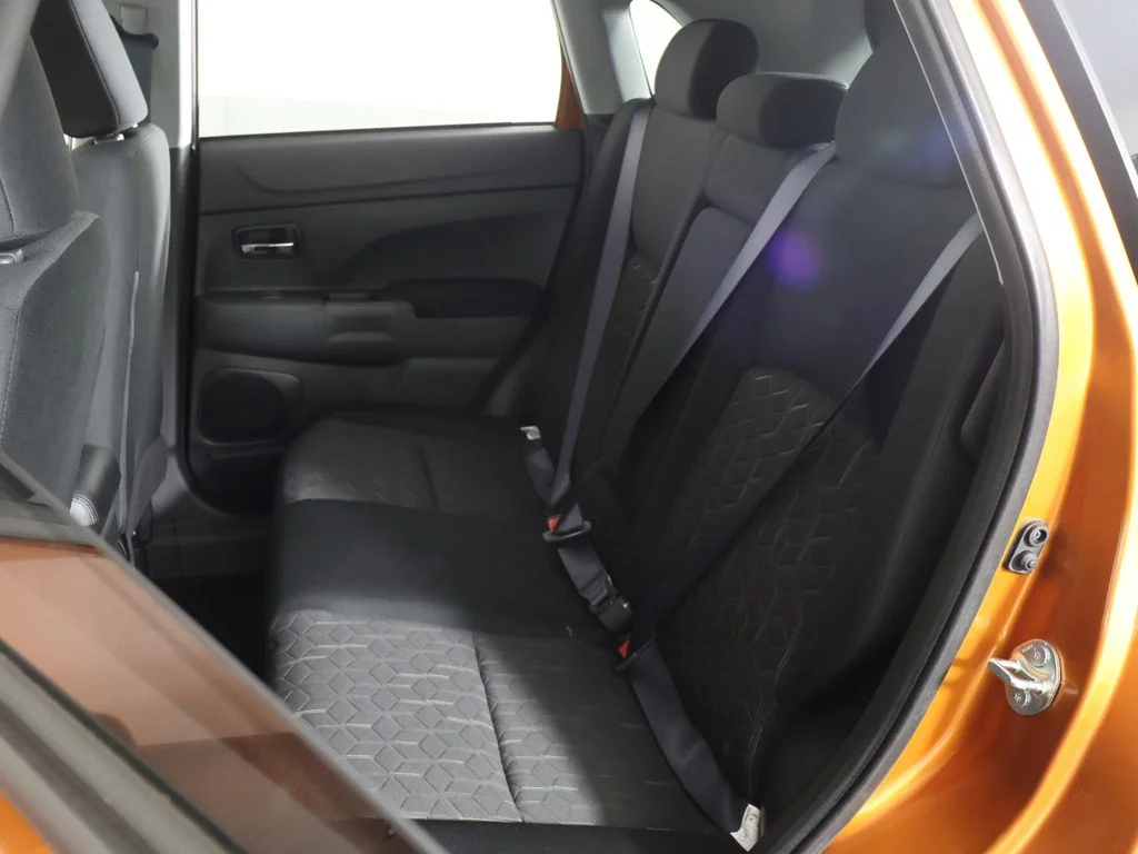 New 2026 Orange Mitsubishi 2.0 ES image 25