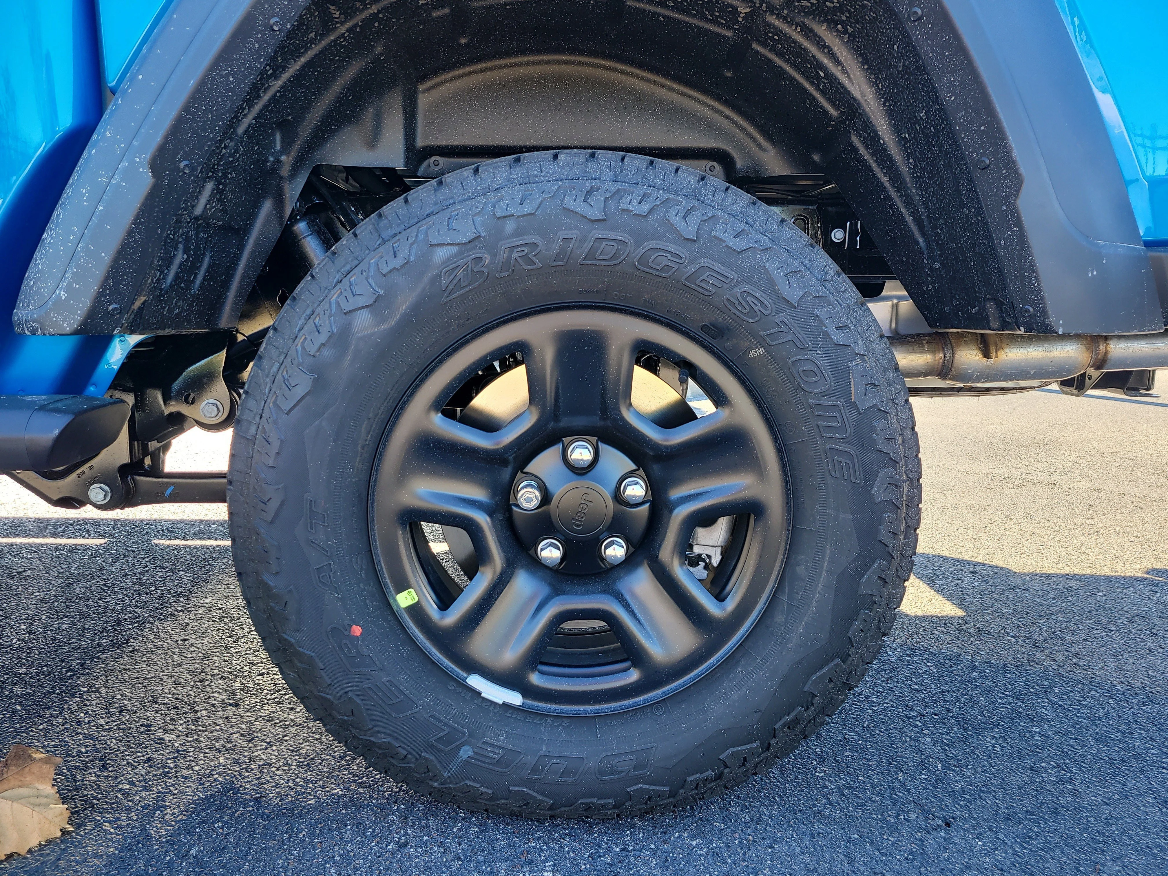 New 2026 Hydro Blue Pearlcoat Jeep Sport image 9