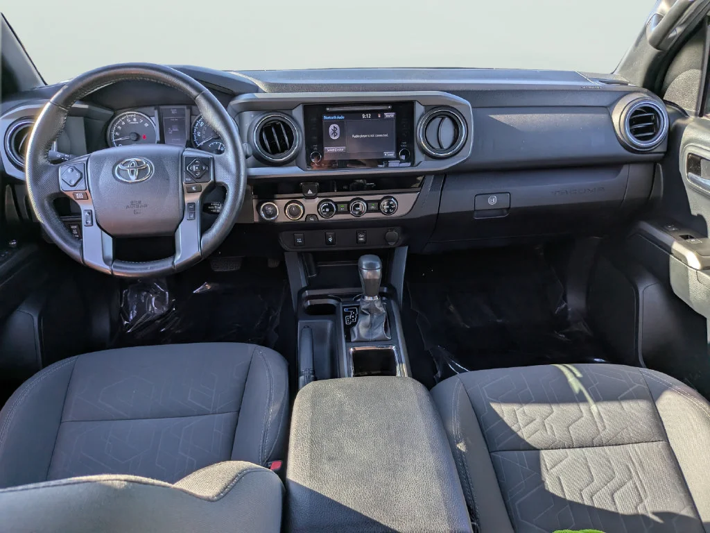 Used 2018 Silver Toyota TRD Off-Road image 12