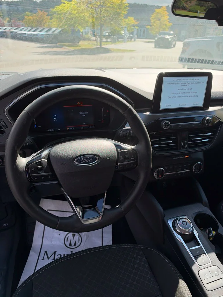 Used 2025 Gray Metallic Ford Active image 13