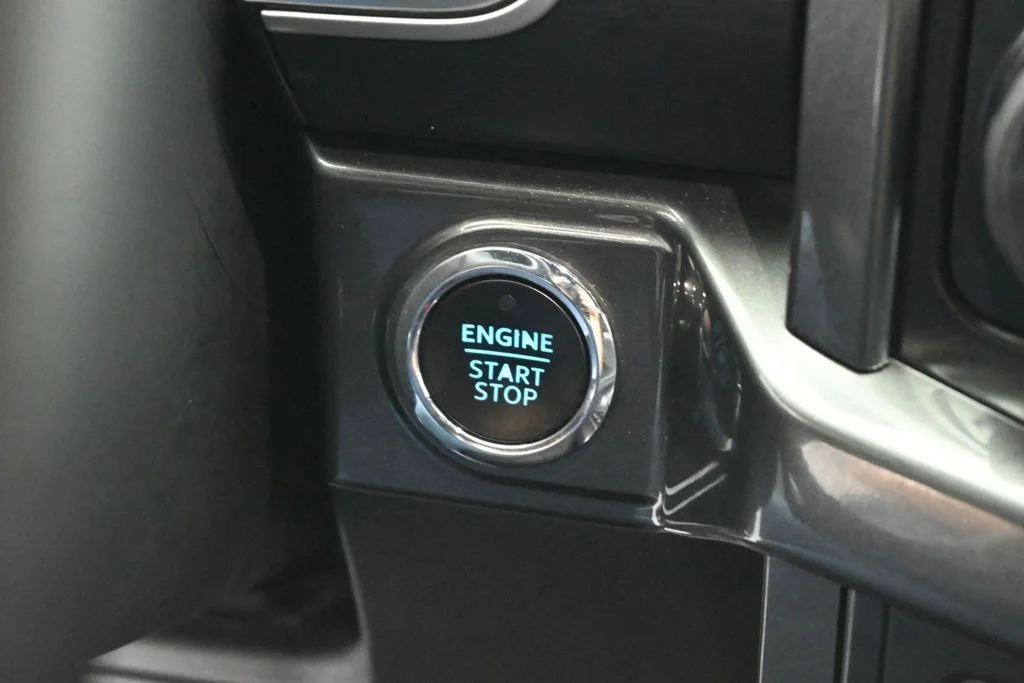 Used 2023 Gray Ford XLT image 13