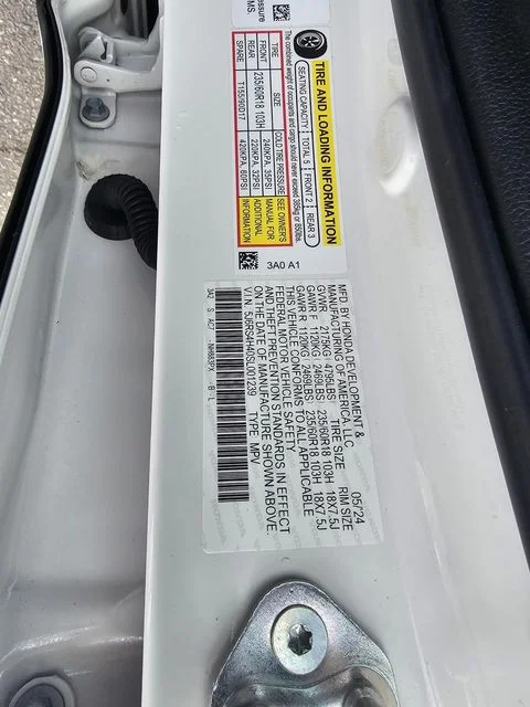 Used 2025 White Honda EX image 29