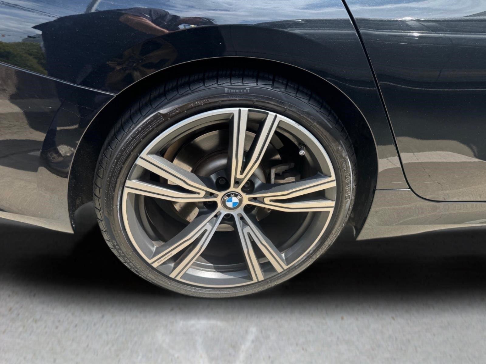 Used 2020 Black Sapphire Metallic BMW 330i image 15