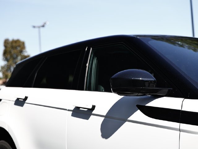 New 2026 Fuji White LAND ROVER S image 13