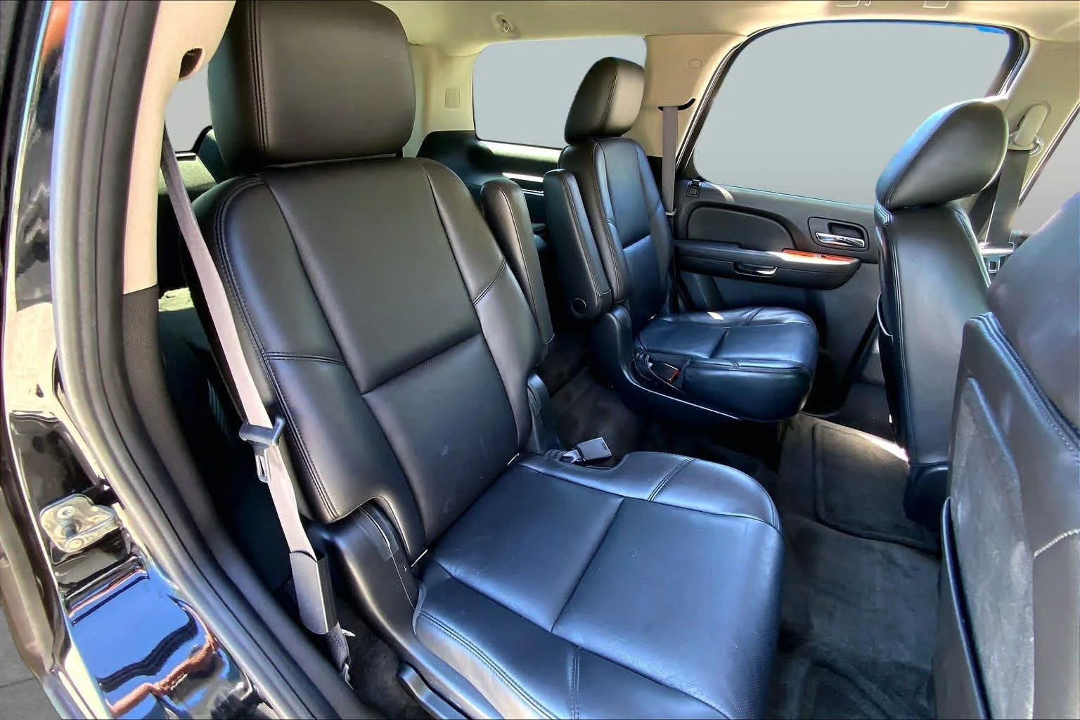 Used 2011 Black Chevrolet LTZ image 19