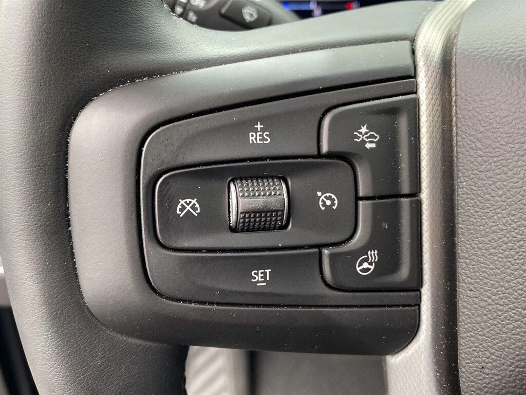 Used 2025 Onyx Black GMC Denali image 19