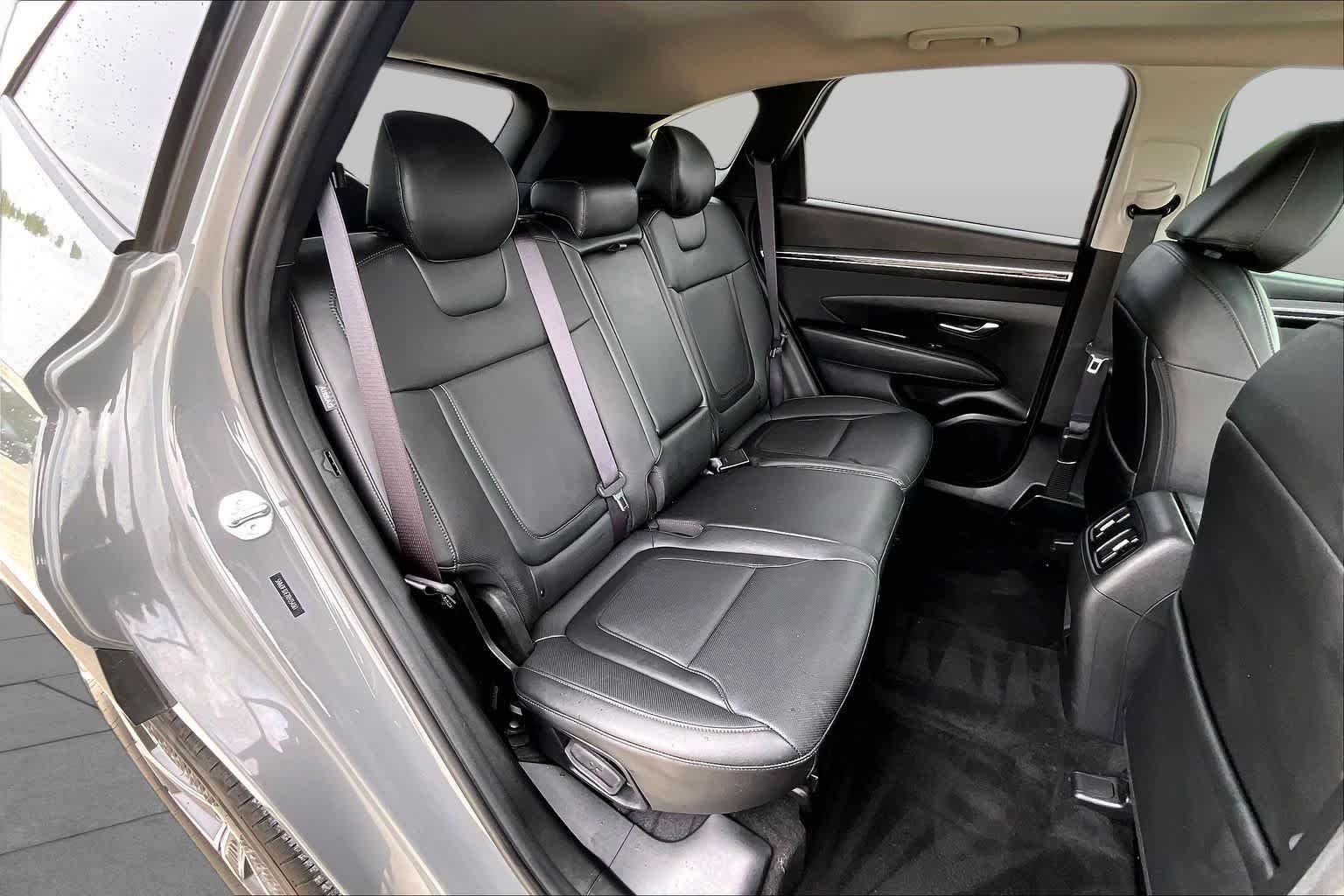 Used 2024 Hampton Gray Hyundai SEL image 20
