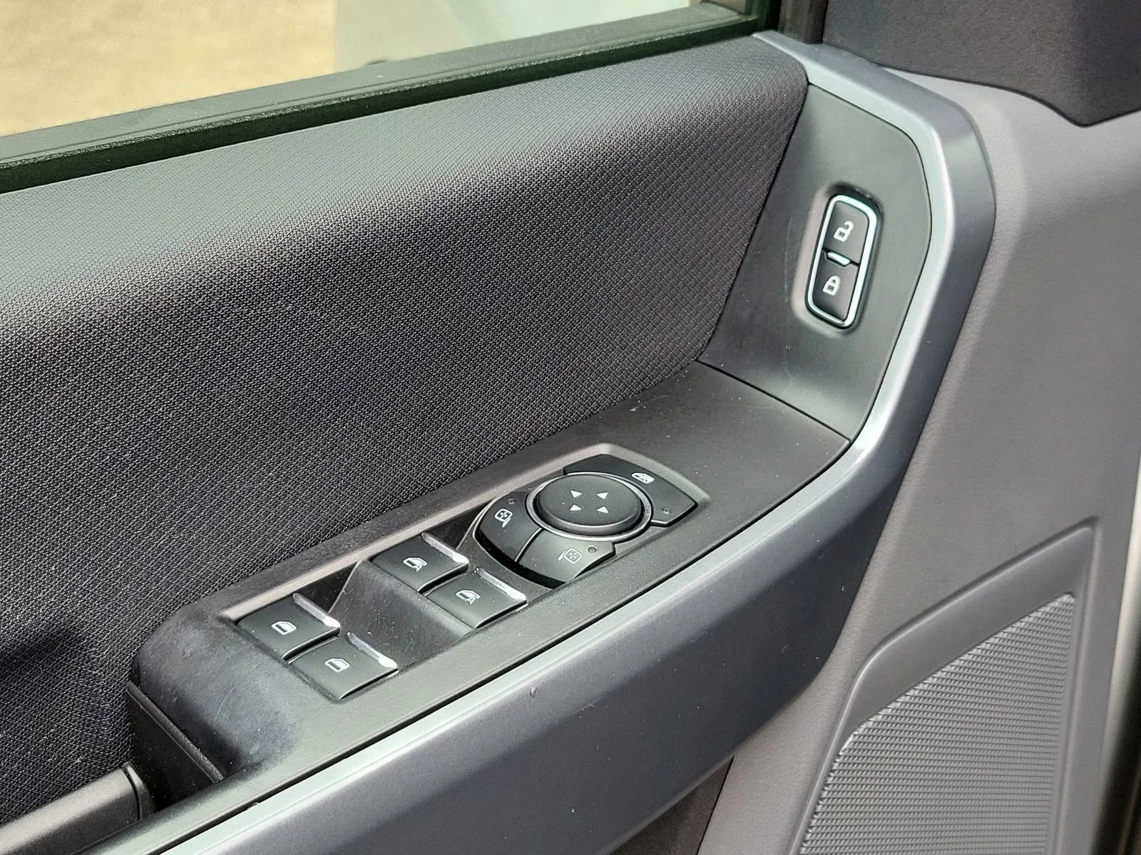 2023 Ford F-150 XL - Photo 23