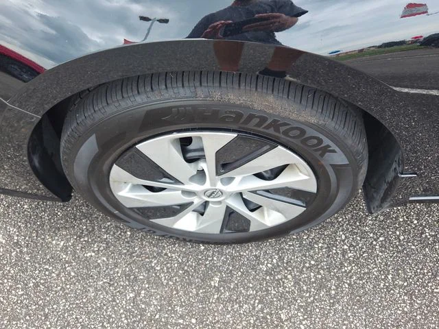 Used 2025 Black Nissan 2.5 S image 16