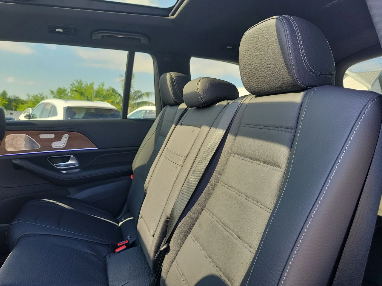 New 2026 Selenite Grey Metallic Mercedes-Benz GLS 580 image 13