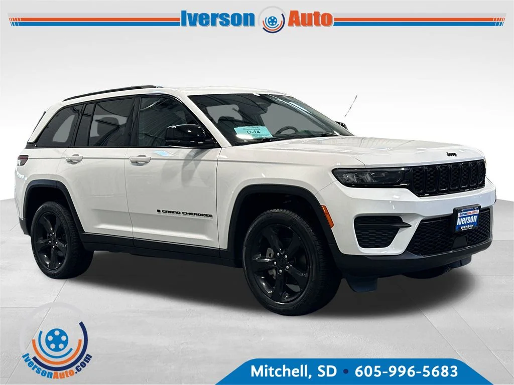 2023 Jeep Grand Cherokee Altitude X 4x4's photo