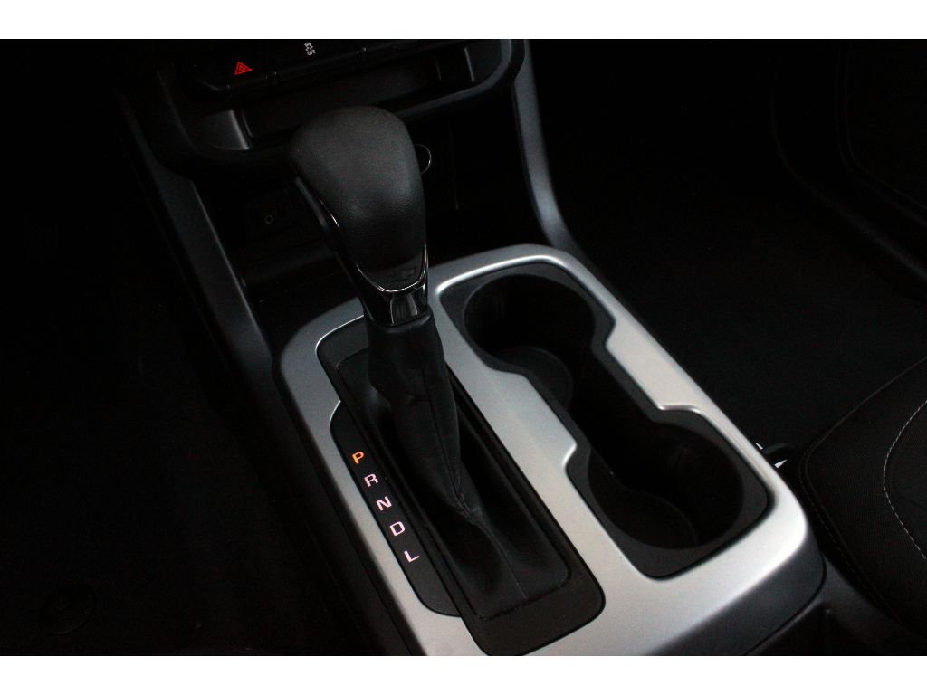 Used 2022 Summit White Chevrolet LT image 10