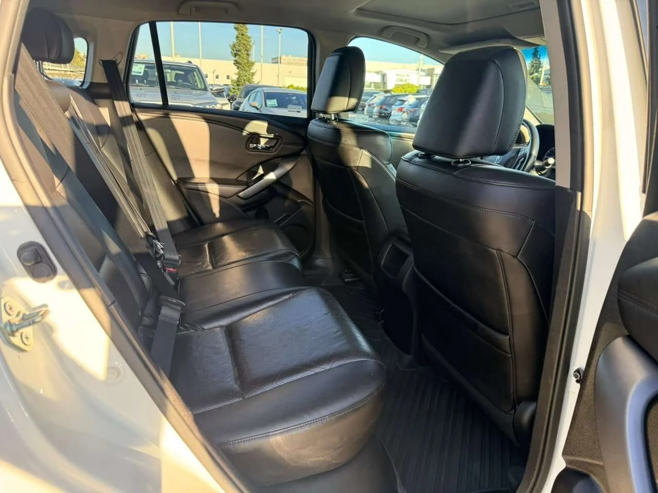 Used 2014 Crystal Black Pearl Acura Tech at Dilawri Certified   Local BC   One Owner image 13