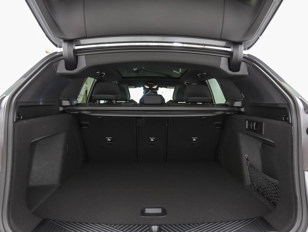 New 2026 Gray Metallic BMW 30 xDrive image 23