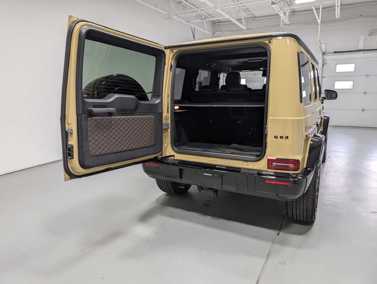 Certified Used 2025 MANUFAKTUR Signature Desert Sand Mercedes-Benz AMG® G 63 image 35