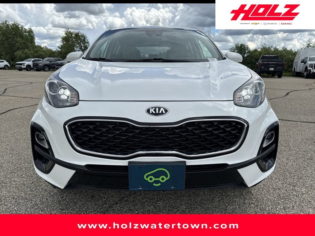 Used 2020 Kia Sportage LX with VIN KNDPMCAC2L7680007 for sale in Watertown, WI