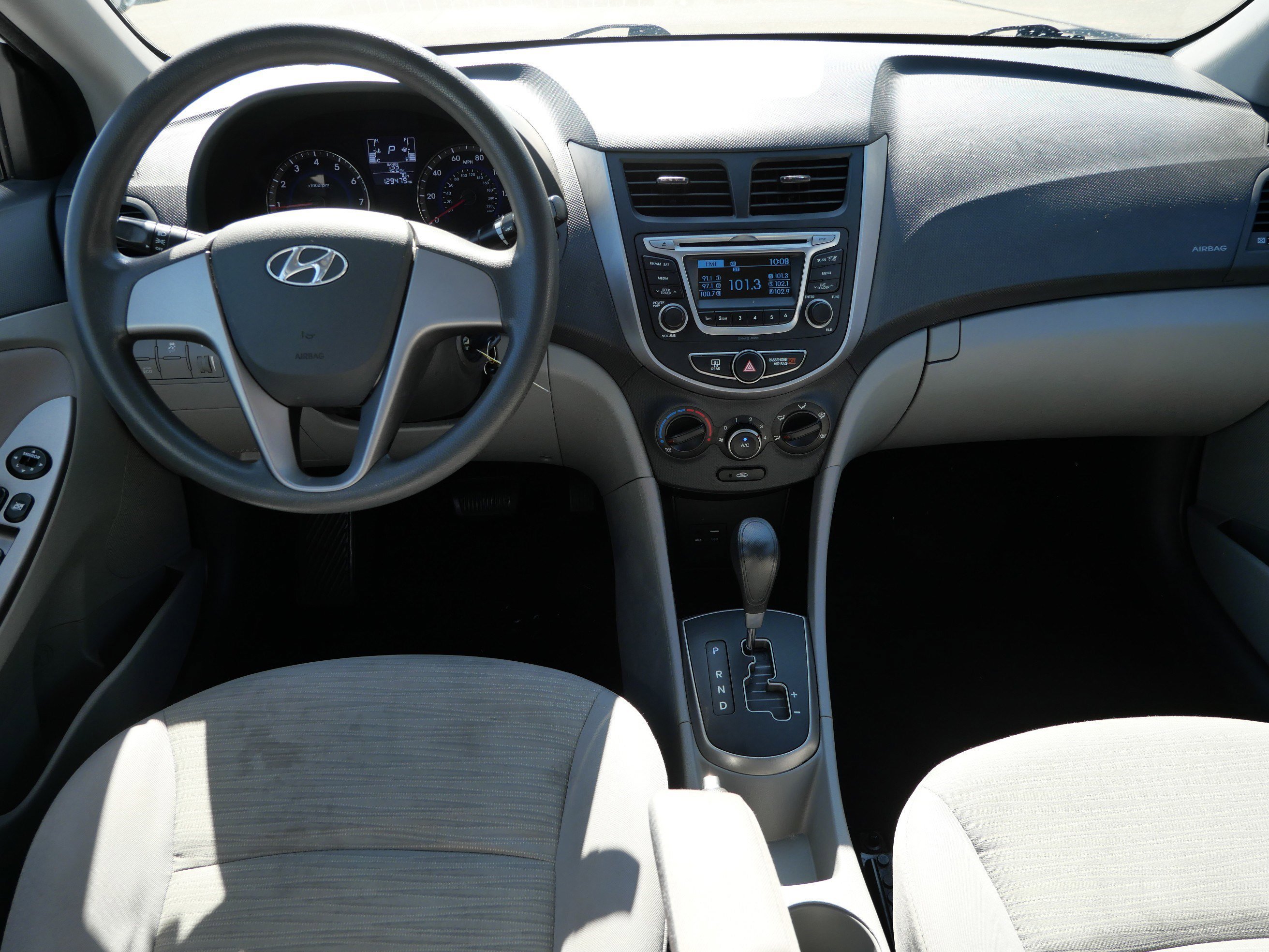 Used 2017 Century White Hyundai SE image 10