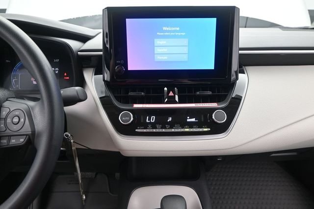 New 2026 Classic Silver Metallic Toyota LE image 6